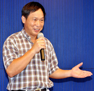 
仇启明